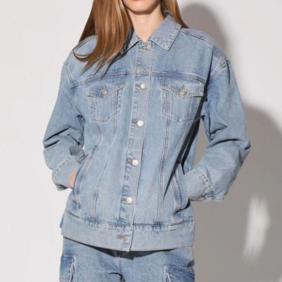 NWT Anthropologie Walter Baker Raelynn Denim Jean Jacket in Light Wash - Picture 2 of 8